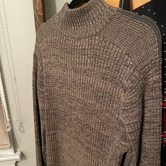 Calvin Klein jeans quarter zip sweater - Picture 3 of 4